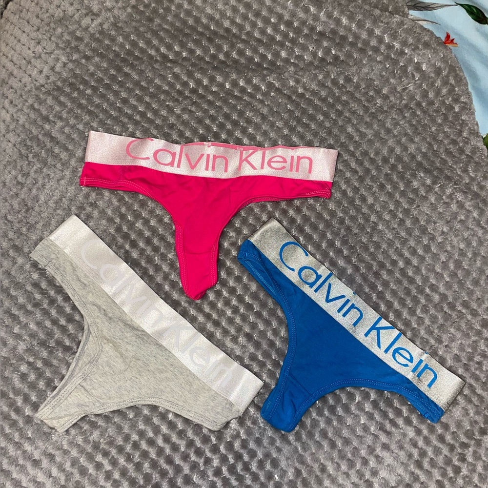 CALVIN KLEIN UNDERWEAR NEVER WORN